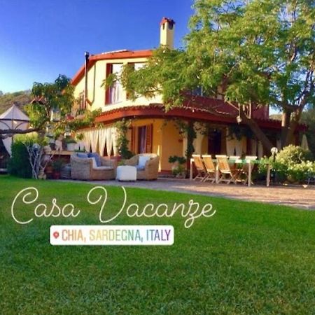 Vila Casa Vacanze Richi&Michi Chia Exteriér fotografie