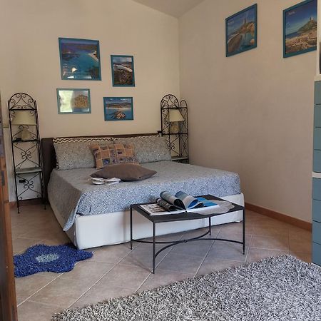 Vila Casa Vacanze Richi&Michi Chia Exteriér fotografie