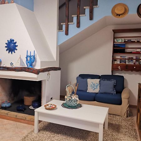 Vila Casa Vacanze Richi&Michi Chia Exteriér fotografie