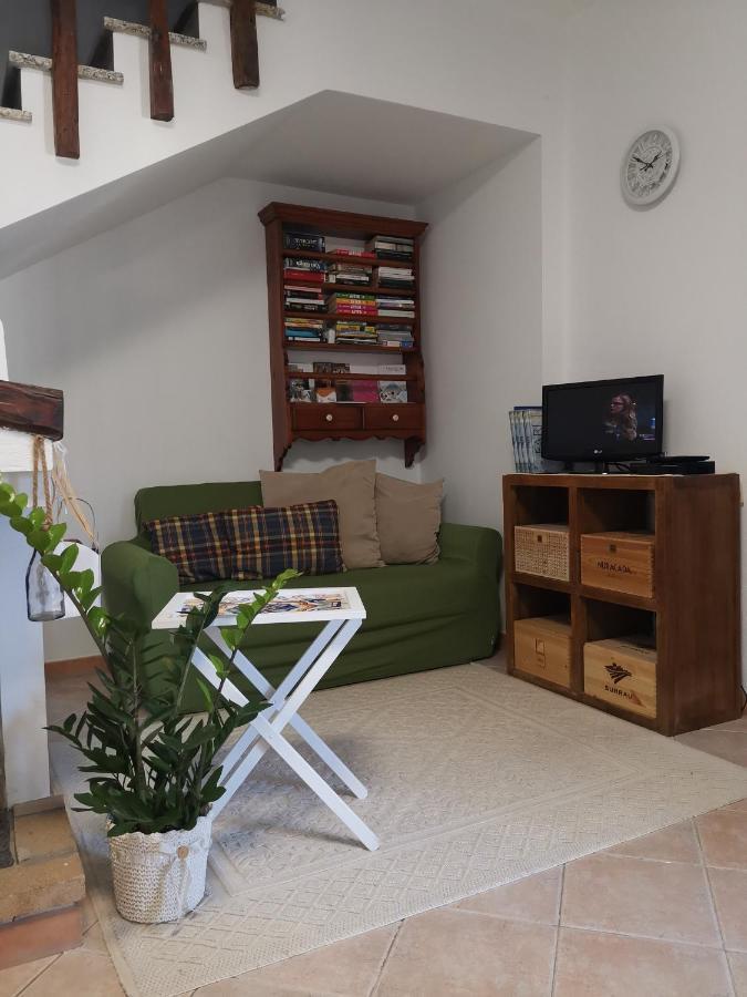 Vila Casa Vacanze Richi&Michi Chia Exteriér fotografie