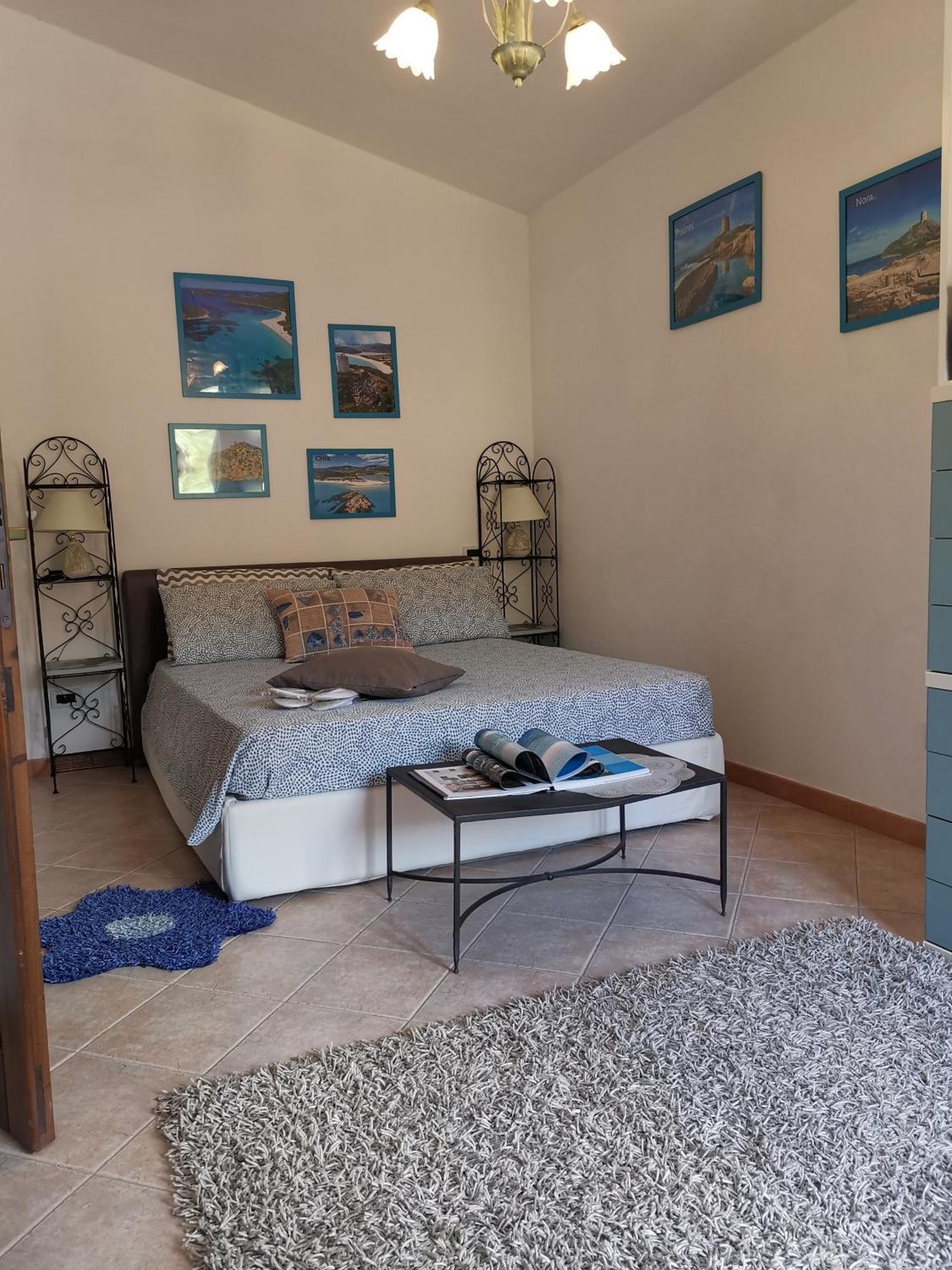 Vila Casa Vacanze Richi&Michi Chia Exteriér fotografie